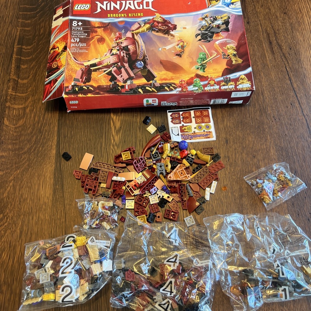 Lego Ninjago 71793 - Heatwave Transforming Lava Dragon Preowned